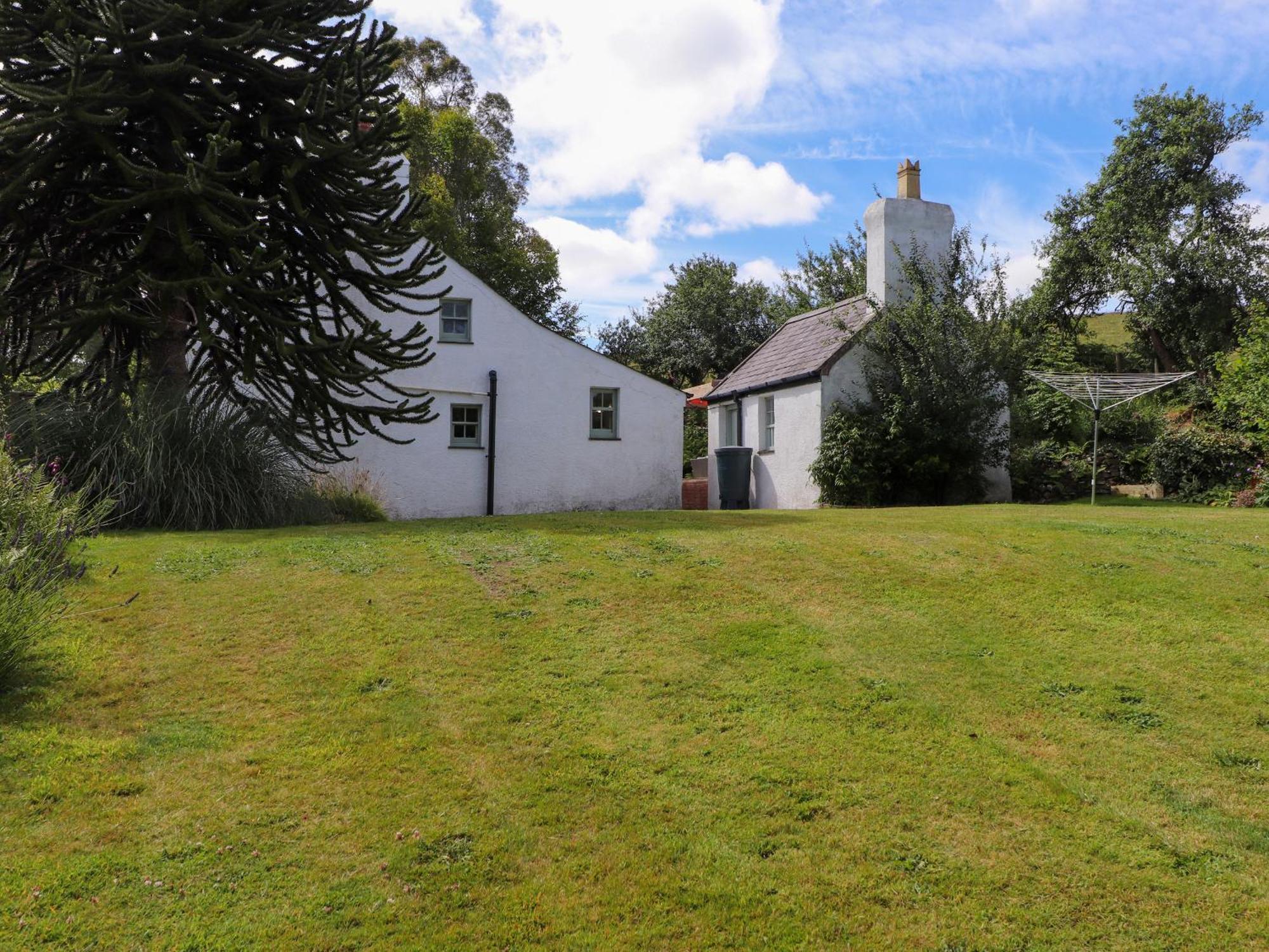 Holiday home Bwthyn Gwyn Ty'n Y Pant *