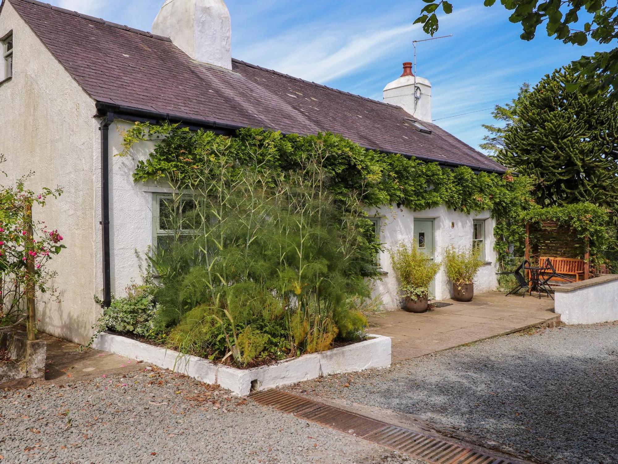 Bwthyn Gwyn Ty'n Y Pant * Pwllheli